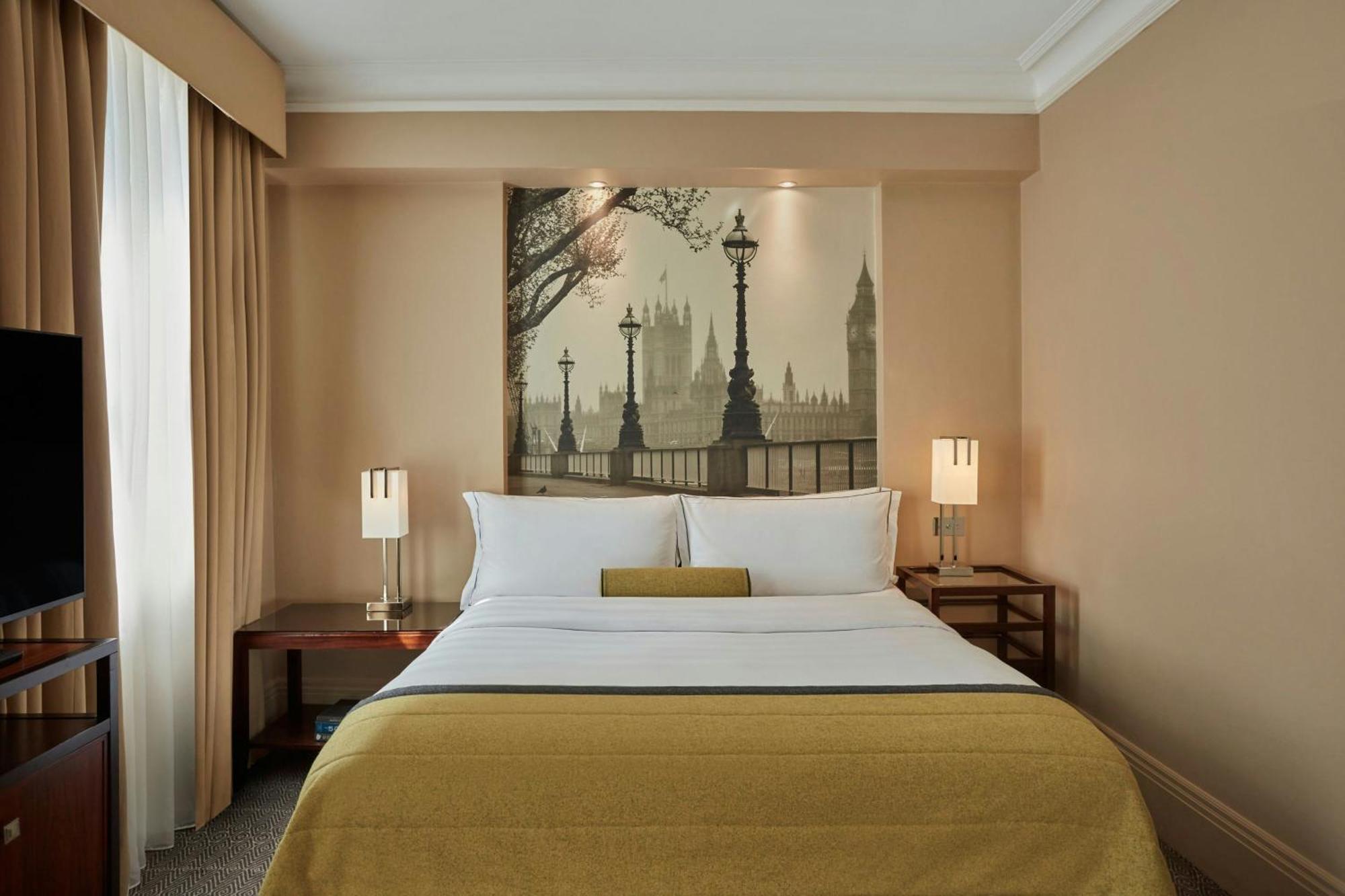 Quarto Deluxe Maior com 1 Cama Queen-size
