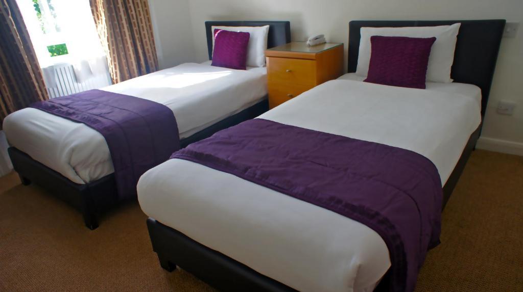 Twin Room,645933906:JPEG