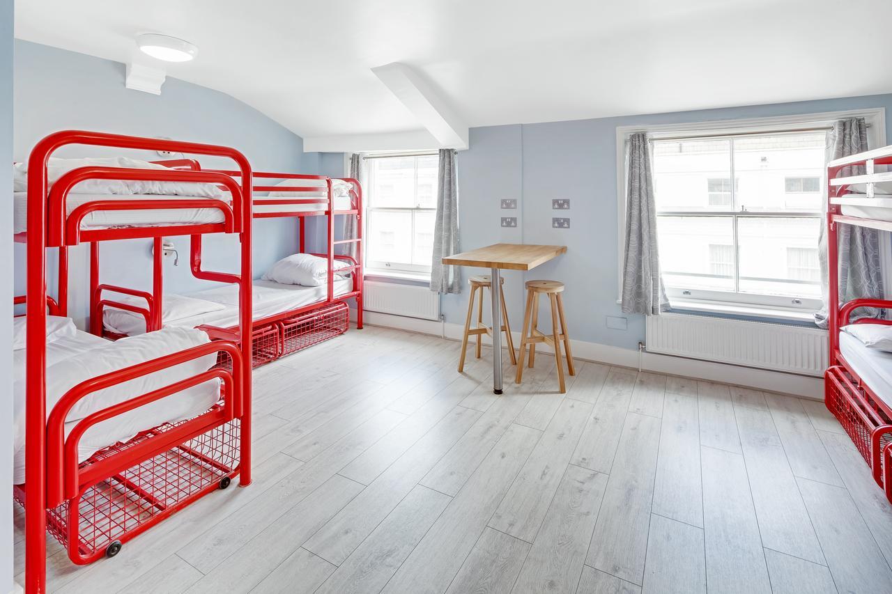 Bed in 8-Bed Mixed Dormitory Room Ensuite (18–40 years),665420748:JPEG