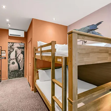 Heeton Concept Hotel - Kensington London-3
